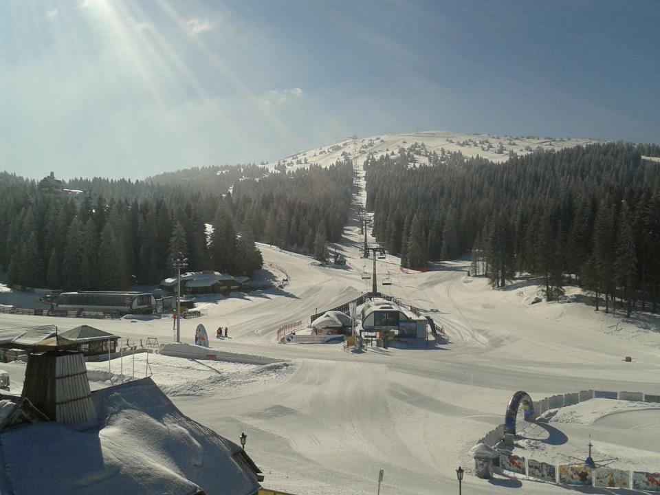 Солнечное утро на Копаонике в Сербии. Фото: Facebook.com/skisrb